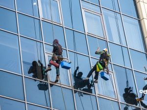 Jasa Bersih Kaca Gedung di Bandar Lampung